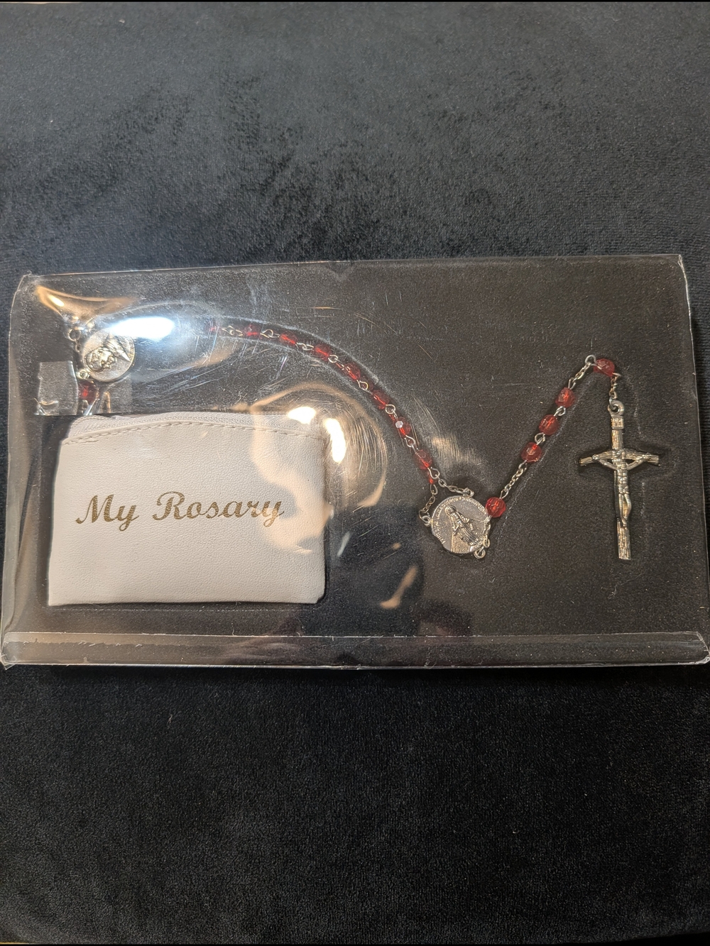 Pope John Paul II Commemorative Papal Rosary Red Beads Crucifix w/ Case